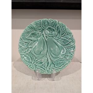 Vintage Majolica Bordallo Pinhiero Green Embossed Pear Salad / Dessert Plate 8”